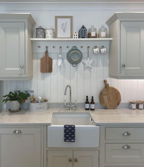 Kitchen Diner Panelling Ideas, Kitchen Panels Wall, Panelling Kitchen Walls, Wood Panelled Kitchen, Sink Facing Wall, Kitchen Panelling Ideas, Kitchen Backsplash Paneling Ideas, Panelled Walls In Kitchen, Kitchen Panelling Backsplash