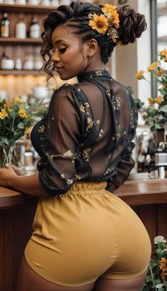 Curvy Women Outfits, Dark Skin Women, Curvy Girl Fashion, Curvy Girl Outfits, African Women, Black Is Beautiful, Beauty Women, A Woman, Models