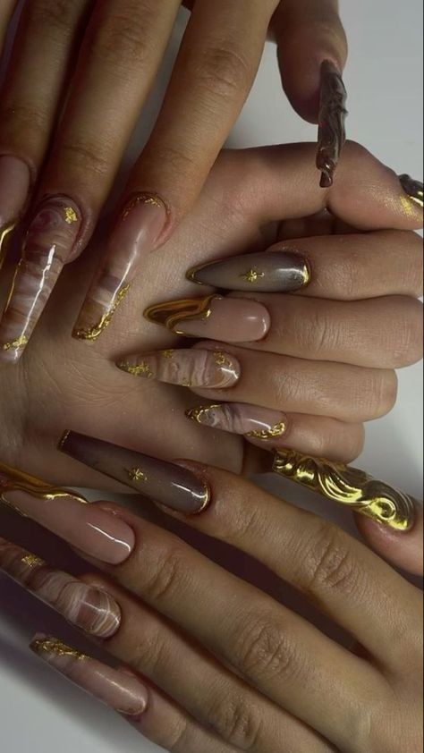 Copper Nails Designs, Wife Nails, Gold Chrome Nails, French Tip Nail Art, Nails Collection, Gold Acrylic Nails, Chrome Nail Art, Chrome Nails Designs, Audio Room