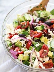 Greek Salad with Avocado on foodiecrush.com Greek Cucumber, Greek Cucumber Salad, Cucumber Dressing, Dressing Healthy, Fall Salad, Salad With Avocado, Summer Cookout, Greek Salad Recipes, Salad Pasta