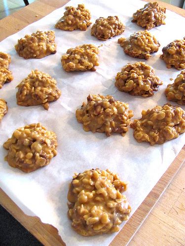 Special K Cookies No Bake Rice Crispy Peanut Butter, Chocolate Krispies, Special K Cookies, Katie Lee Brown Butter Crispy Rice Treats, Katie Lee Biegel Brown Butter Crispy Rice Treats, Peanut Butter Rice Crispy Treats With Karo Syrup, Peanut Butter Cereal, Crisp Cookies, Pb Cookies