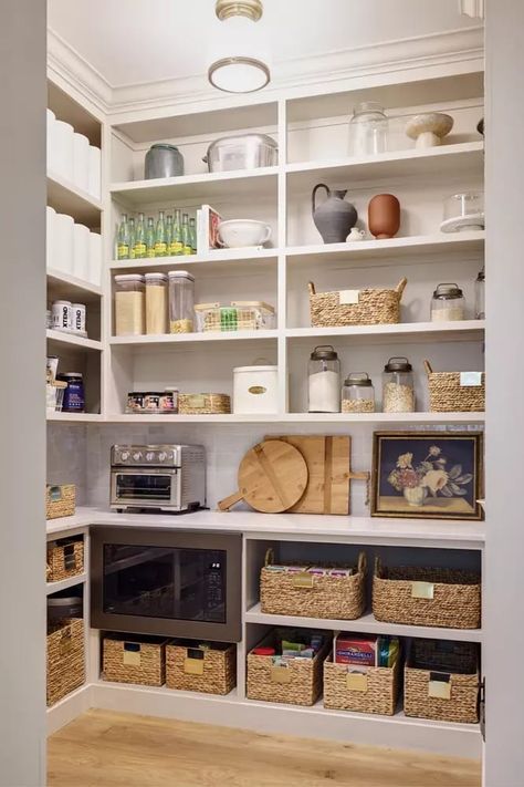 Reno Kitchen, Home Pantry, Organized Pantry, Ranch Remodel, Perfectly Organized, Butlers Pantry, Kitchen Organization Pantry, Kitchen Pantry Design, Butler's Pantry