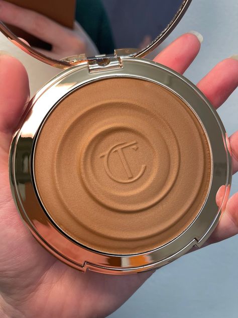 Charlotte Tilbury Bronzer, Makeup List, Matte Bronzer, Skin Foundation, Charlotte Tilbury, Beautiful Skin, Eye Makeup Tutorial, Bronzer, Makeup Collection