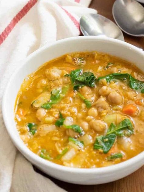 Greek Chick Pea Soup With Lemon, Lemony Greek Chickpea Soup, Chick Pea Recipes Soup, Chick Peas Soup Recipes, Chickpea And Spinach Soup, Chickpea Spinach Soup, Cheakpeas Soup Recipes, Chickpea Soup Recipes Healthy, Chicken Chickpea Soup