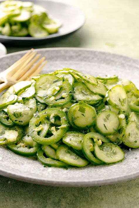 Jalapeño Salad, Jalapeno Salad, Spicy Cucumber Salad, Spicy Cucumber, Quick Salads, Jalapeno Recipes, Cucumber Recipes Salad, Summer Meal, Cucumber Recipes