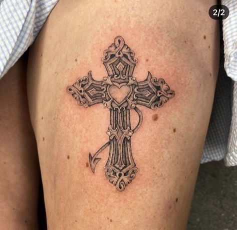 Simple Crucifix Tattoo, Cross On Chest Tattoo Woman, Cross Tattoo Traditional, Aesthetic Cross Tattoo, Y2k Cross Tattoo, Gothic Cross Tattoo, Cross Heart Tattoos, Pretty Cross Tattoo, Crucifix Tattoo