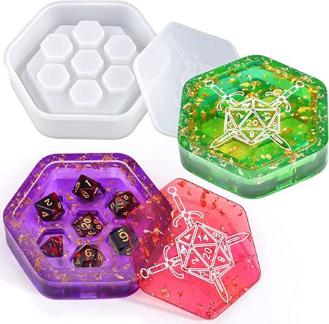 Resin Dice Mold, Dice Storage Ideas, Resin Dice Making, Dice Box Ideas, Resin Dice Ideas, Resin Games, Diy Resin Dice, Resin Molds Silicone, Dice Storage