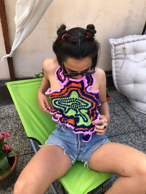 Crochet Swirl Top, Crochet Spiral Top, Spiral Aesthetic, Aesthetic Crochet Top, Crochet Spiral, Crop Top Crochet, Aesthetic Crochet, Freeform Crochet, Crochet Crop Top