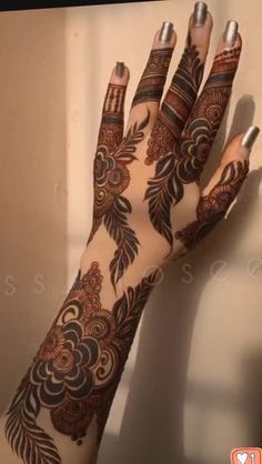 Finger Mehndi Style, Latest Mehndi Designs Wedding, Peacock Mehndi Designs, Front Mehndi Design, Mehndi Style, Mehndi Designs Bridal Hands, Simple Henna Tattoo, Simple Mehndi Designs Fingers, Very Simple Mehndi Designs