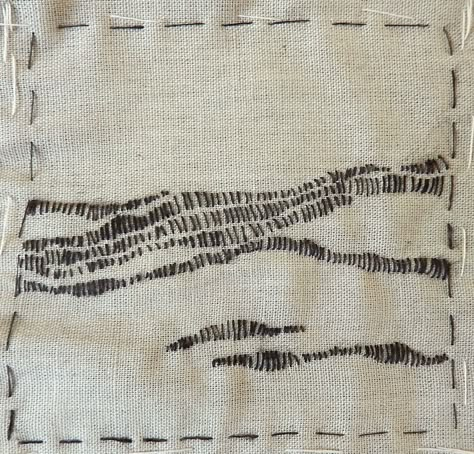 Stitch art experiment - a little landscape - by Hieke Denijs - 140914 Modern Kantha Embroidery, Functional Embroidery, Abstract Stitching, Minimalistic Embroidery, Mending Clothes, Clothes Embroidery Diy, Abstract Embroidery, Textile Art Embroidery, Kantha Embroidery