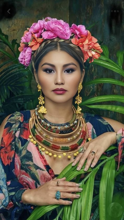 Outfit Mexicano, Mexican Hairstyles, Frida Kahlo Style, Mexican Wedding Dress, Face Art Makeup, Mexican Fashion, Face Paint Makeup, Mexican Theme, Havana Nights