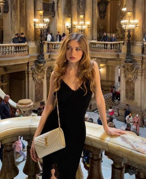 Femme Fatale on Instagram: "The little black dress 🖤" Kristina Core, Girl In Paris, Prom Pics, Beautiful Photoshoot Ideas, Stylish Photo Pose, Rich Women, Future Lifestyle, Foto Ideas Instagram, Feminine Aesthetic