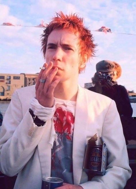 Jonny Rotten, River Thames London, Sid And Nancy, 70s Punk, British Punk, Johnny Rotten, God Save The Queen, Sid Vicious, Arte Punk