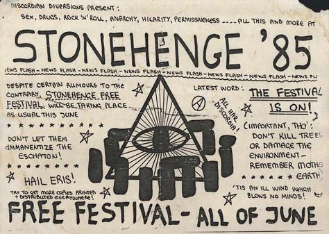 Stonehenge free festival - 1985- The Battle Of The Beanfield. Planet Caravan, 80s Culture, Arthur Brown, Uk Festivals, Brewery Design, Hippy Festival, Events Management, Hippie 60s, Beat Generation