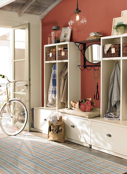 love the storage in this ?mud room.  the color (of the hall trees) is BM Manchester Tan, love it! Pottery Barn Paint, Manchester Tan, Hall Ideas, Escalier Design, Laundry Mud Room, Color Of The Year, Benjamin Moore, Wall Color, Basket Decoration