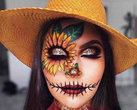 8 Sexy Halloween Makeup Looks That Are Creepy Yet Cute - Rose idea - The best ideas for fashion Horror Smink, Scarecrow Halloween Makeup, Halloween Costumes Scarecrow, Makeup Clown, Halloween Makeup Look, Scarecrow Makeup, Halloweenský Makeup, Halloween Make-up Looks, Drag Make-up