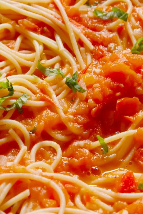 Tomato Butter SpaghettiDelish Creamy Tomato Pasta Recipes, Butter Spaghetti, Creamy Tomato Pasta, Tomato Pasta Recipe, Tomato Butter, Homemade Spaghetti Sauce, Italian Dinner Recipes, Pasta Sides, Italian Pasta Dishes