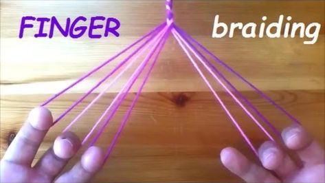 FINGER-braiding - Knitting, Crochet Love Finger Braiding, Weaving Scarfs, Finger Weaving, Tutorial Macramé, Kids Workshop, Weaving Tutorial, Diy Braids, Diy Scarf, Braids With Weave