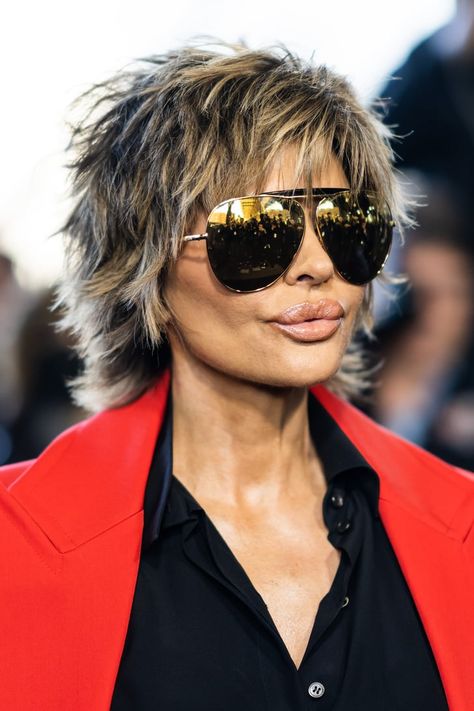 Lisa Rinna Haircut, Lisa Rinna, Short Sassy Hair, Shag Hairstyles, Sassy Hair, Texturizer On Natural Hair, Popsugar Beauty, Hair Brands, Star Hair