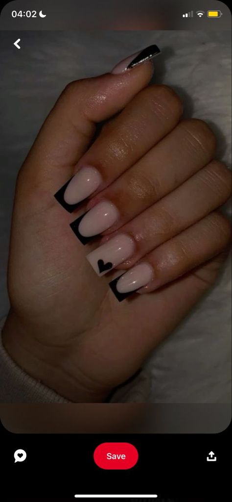 black french tip design Short Nail Designs Square Black, Nail Ideas For School Short Simple, Short Easy Acrylic Nails, Short Nails Designs Black, Middle School Nails Acrylic, Short Black Square Nails Designs, Cute Nails Acrylic Short French Tip, Cute Black Nails Ideas Short, Cute Short Nail Inspo 2023