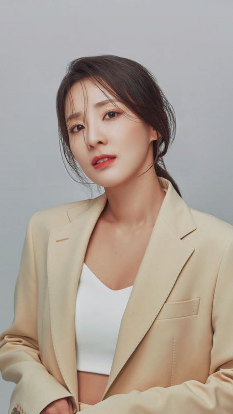 Sandara Park, Bleach Characters, Dara Kpop, Women's Blazer, Beauty