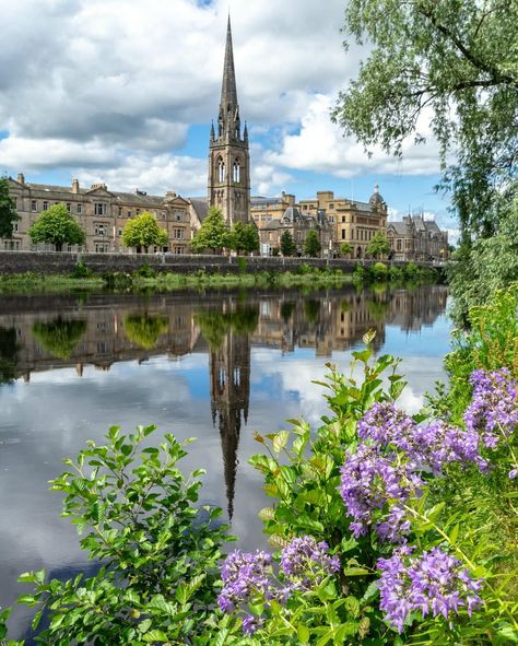 Kicking off our 3 days of adventure around Perth & Perthshire with this pretty pic of @perthcitycentre! 🌸 Have you ticked it off your list… Perth Scotland, Beautiful Cities, British Countryside, Countries Of The World, Theme Park, Perth, Europe Travel, Places Ive Been, Scotland