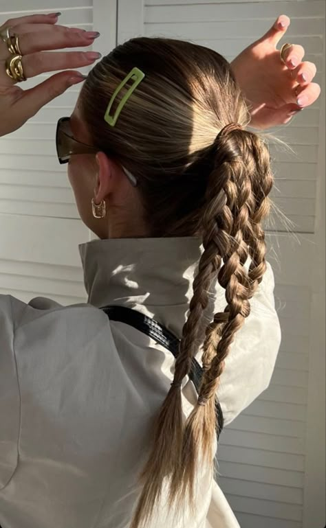 Revamp your look with these fresh and fabulous hairstyles #haircuts #hairlooks Y2k Braided Hairstyles, Y2k Ponytail, Tennis Hair, Ponytail Braided, Sleek Braided Ponytail, Braided Ponytail Hairstyles, Hair Arrange, Glam Hair, 2023 Vision