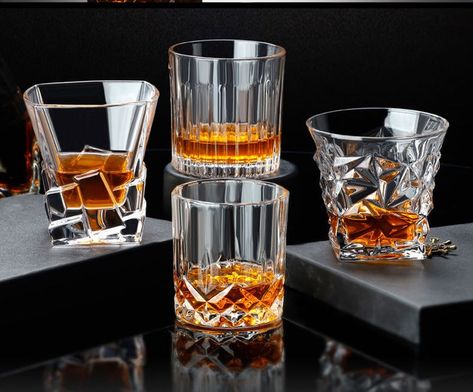 Healthy Wine, Vodka Wine, Whiskey Cups, Dinner Box, Manly Stuff, Whiskey Set, Whisky Glass, Beer Party, Glass Bar