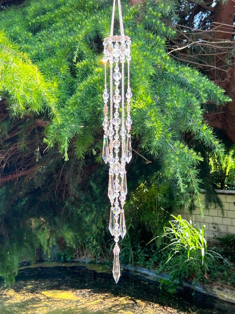 Unique Wind Chime Crystal, Diy Sun Catchers, Windows Decor, Unique Wind Chime, Crystal Wind Chimes, Hanging Crystal, Crystal Suncatcher, Outdoor Crafts, Hanging Crystals