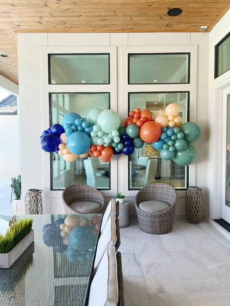 Floating Balloon Garland, Modern Balloon Garland, Vertical Balloon Garland, Air Filled Balloon Decorations, Stair Railing Balloon Garland, Patio Balloon Decor, Balloon Garland Color Scheme, Outdoor Balloon Decor, Balloon Garland On Stairs