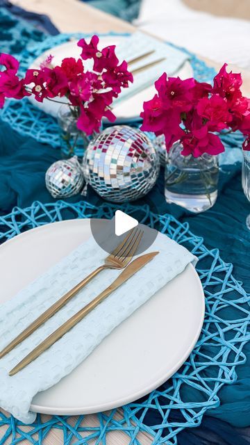 118K likes, 83 comments - lilacandlinen.co em July 5, 2024: "We had so much fun executing this Mamma Mia! theme beach picnic! Whatever your vision, let us bring it to life! • • • • • • #eventplanner #eventstyling #birthdaypicnic #dateideas #luxurypicnic #birthdayideas #birthday #bridalshower #bachelorette#proposalideas #microwedding #microweddingideas #beachpicnic #picnicstyling #babyshower #babyshowerideas". extract, keywords, description Mama Mia Dinner Party Aesthetic, Mamma Mia Tablescape, Mamma Mia Table Setting, Mama Mia Hen Do, Mamma Mia Picnic, Mamma Mia Dinner Party, Mamma Mia Wedding Aesthetic, Mama Mia Baby Shower Theme, Mamma Mia Baby Shower Theme