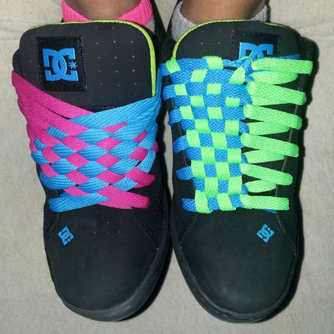 How To Lace Dc Shoes, Dc Sneakers, Shoe Lacing, Green Combination, Lace Weave, Pattern Shoes, Shoe Lace Tying Techniques, Tie Shoelaces, Great Pic