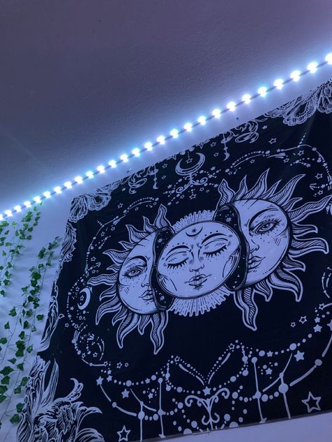 LED Lights, tapestry, vines Tapestry With Vines, Bedroom Tapestry Aesthetic, Room Ideas With Tapestry, Indie Rooms, Ceiling Tapestry, Men Room Decor, Wall Tapestry Bedroom, Comfort Room, Tapestry Room