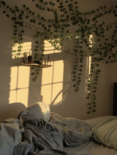 Cute Greenery Bedrooms, Fake Vine Ideas Bedroom, Vines In Bedroom High Ceiling, Safe Green Room Decor, Fake Vines Aesthetic, Room Ideas Fake Vines, Bed In The Corner Of The Room Aesthetic, Fake Vines In Corner Of Room, Fake Vine Decor Bedroom Ideas