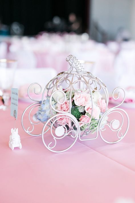 Disney Wedding Decor, Disney Wedding Decorations, Community Center Wedding, Disney Centerpieces, Disney Wedding Centerpieces, Disney Themed Wedding, Wedding Disney, Disney Inspired Wedding, Tema Disney