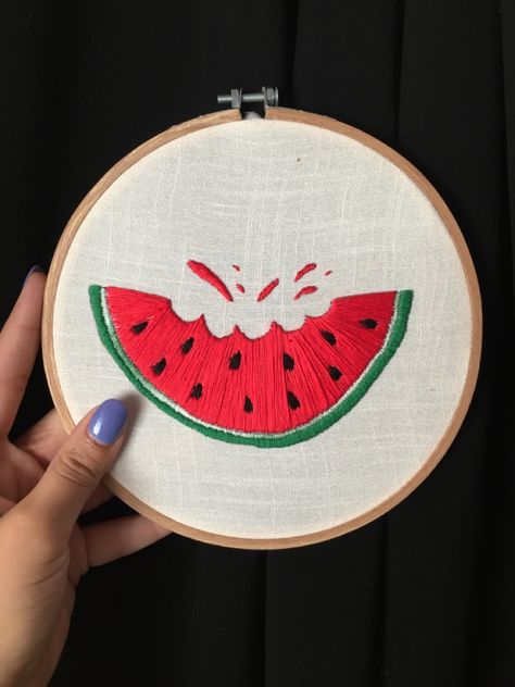 Watermelon Embroidery Pattern, Watermelon Embroidery Design, Fruits Embroidery, Watermelon Embroidery, Diy Embroidery Shirt, Embroidery Stitches Beginner, Basic Hand Embroidery Stitches, Diy Embroidery Designs, Simple Embroidery Designs