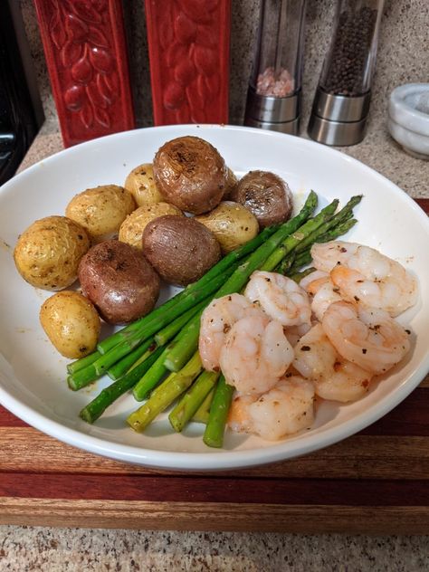 Slavic Girl Diet, Slavic Dolls Diet, Slavic Meals, Slavic Doll Diet Plan, Slavic Doll Diet, Slavic Diet, Slavic Food, Lemon Garlic Asparagus, Shrimp With Lemon