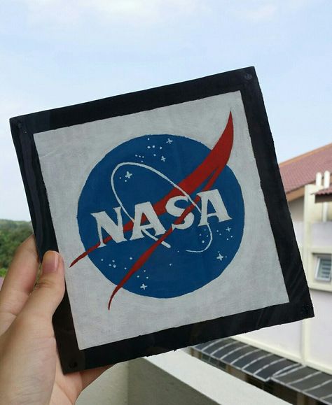 Nasa Painting, Mancala Board, Nasa Logo, Cool Paintings, Diy Art Painting, Diy Art, Nasa, Art Ideas, Canvas Painting