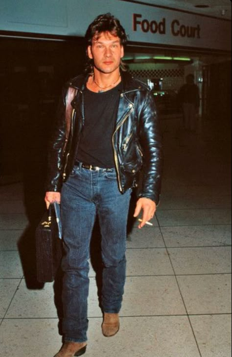 Hommes Grunge, Step Dads, 80s Fashion Men, Look 80s, Mens 80s, 80s Men, 90s Fashion Men, Patrick Swayze, 80s Outfit