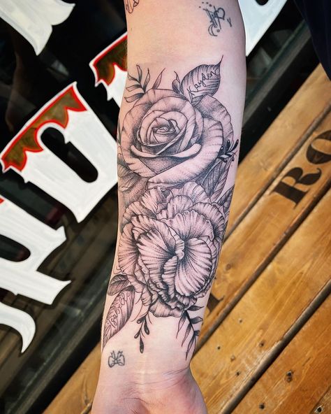 101 Amazing Carnation Tattoo Designs You Need To See! | Outsons | Men's Fashion Tips And Style Guides Carnation Flower Tattoo, Men Flower Tattoo, Carnation Tattoo, January Birth Flower, Dianthus Caryophyllus, January Birth Flowers, Tattoo Filler, Miss My Mom, Beautiful Flower Tattoos