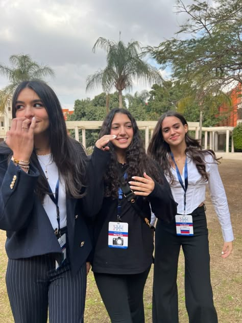 Mun Aesthetic Outfits, Speech Team Aesthetic, Model United Nations Aesthetic Outfits, Student Government Aesthetic, Mun Delegate Outfits, Debate Team Aesthetic, United Nations Outfit, Model United Nations Aesthetic, Model United Nations Outfit