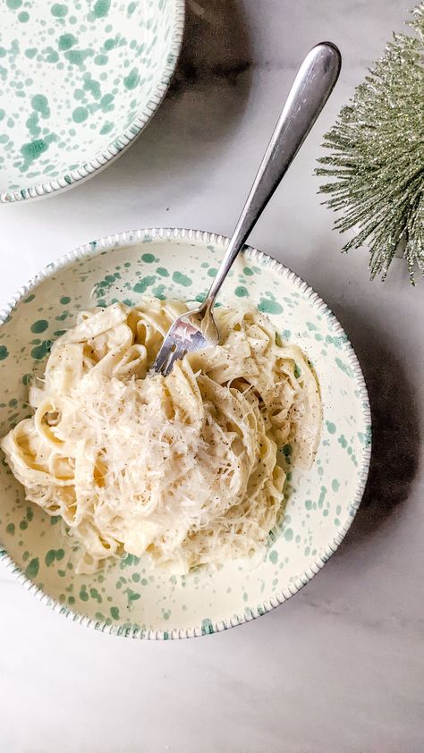 Christmas fettuccine alfredo — Baking Martha Christmas Fettuccine, Fettuccine Recipe, Christmas Tree Candy Cane, Creamy Pasta Dishes, Fettuccine Pasta, Christmas Tree Candy, Double Cream, Fall 23, No Bake Brownies