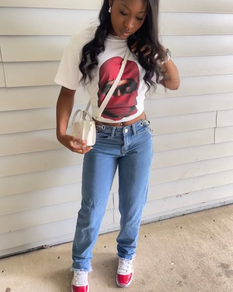 Cherry 11 Outfit, Back To School Outfits Black Women, Outfit Ideas For School Black Women, Cherry 11s Outfit, First Day Of School Outfit Black Women, Ptso Ideas Outfits, Cherry 11, Cute Lazy Outfits, Swag Outfits For Girls