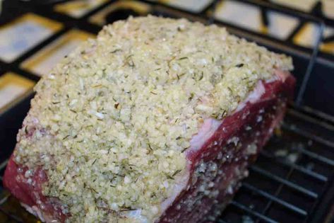 Horseradish Crusted Prime Rib, Prim Rib Roast, Prime Rib Rub Recipe, Boneless Prime Rib Roast, Prime Rib Sauce, Prime Rib Sandwich, Prime Rib Roast Recipe, Fresh Horseradish, Oven Baked Ribs