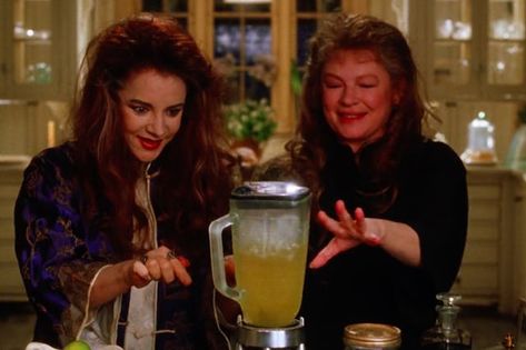 Practical Magic Movie, Practical Magic House, Midnight Margaritas, Dianne Wiest, Movie Night Food, Magic Party, Magic House, Mazzy Star, Magic Aesthetic