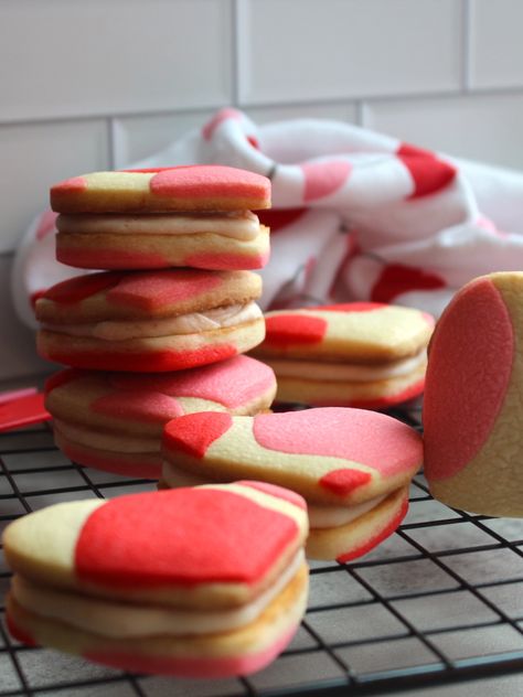 Cookies | Valentine's Day Valentine’s Day Sandwich Cookies GET THE RECIPE Valentine’s Day Sandwich CookiesContinue Squeaky Mixer, Leave Cookies, Strawberry Meringue, Elegant Cookies, Pumpkin Sugar Cookies, Cookie Sandwich, Valentine Sugar Cookies, Pastel Cupcakes, Yummy Sugar Cookies