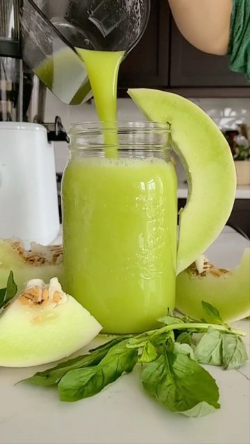 Eva 🇨🇦Certified Health Coach on Instagram: "Honeydew Melon Basil juice. It's delicious and refreshing. By @splashofgoodness Add melon seeds for extra health benefits. The seeds are loaded with enzymes that aid digestion and absorption. In fact, they have more enzymes than the actual fruit in the concentrated form. Melon is packed with vitamin C, a powerful antioxidant that protects your cells from damage. 1 Honeydew 1 bunch basil Yields 1 L Juice made with Nama J2 Slow Cold Press Juicer. Melon Juice Recipe, Digestion And Absorption, Melon Seeds, Cold Press Juicer, Honeydew Melon, Cold Pressed Juice, Juicing Recipes, Honeydew, Juicer