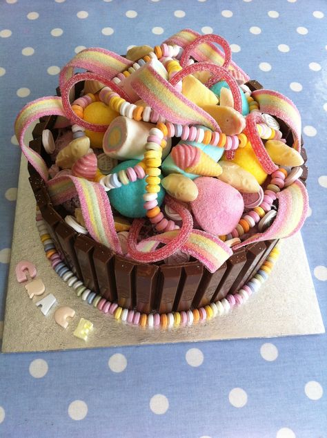 Sweetie Birthday Cake, Easter Cake Easy, Birthday Cake Alternatives, Sweetie Cake, Sweet Birthday Cake, Candy Birthday Cakes, 6th Birthday Cakes, Candy Cakes, Novelty Cakes