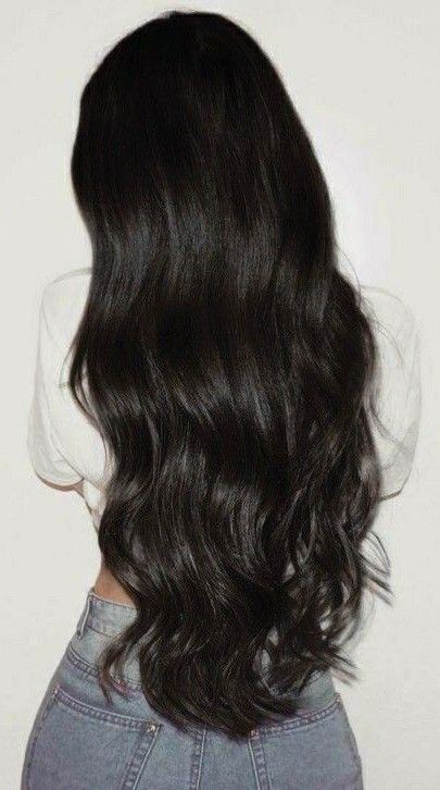 Brown Hair Dark Skin, Rambut Brunette, Black Wavy Hair, Hair Inspiration Long, Hairstyles For Layered Hair, Long Dark Hair, Long Brown Hair, Long Wavy Hair, Beautiful Long Hair