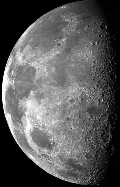 Third Quarter Moon, Pictures Of The Moon, Quarter Moon, Close Up Pictures, Spacecraft, Half Moon, Solar System, Full Moon, The Earth